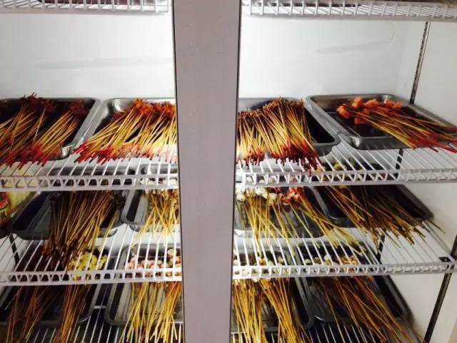 西安必须要去吃的串串,西安通化门串串哪家好吃