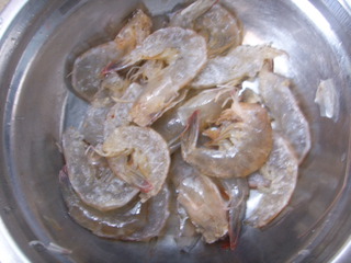 快！拿个大点的盆子，接住我的口水！