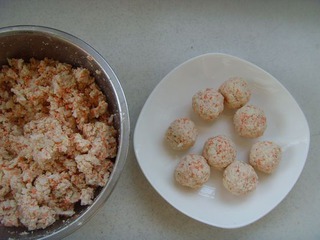 快！拿个大点的盆子，接住我的口水！