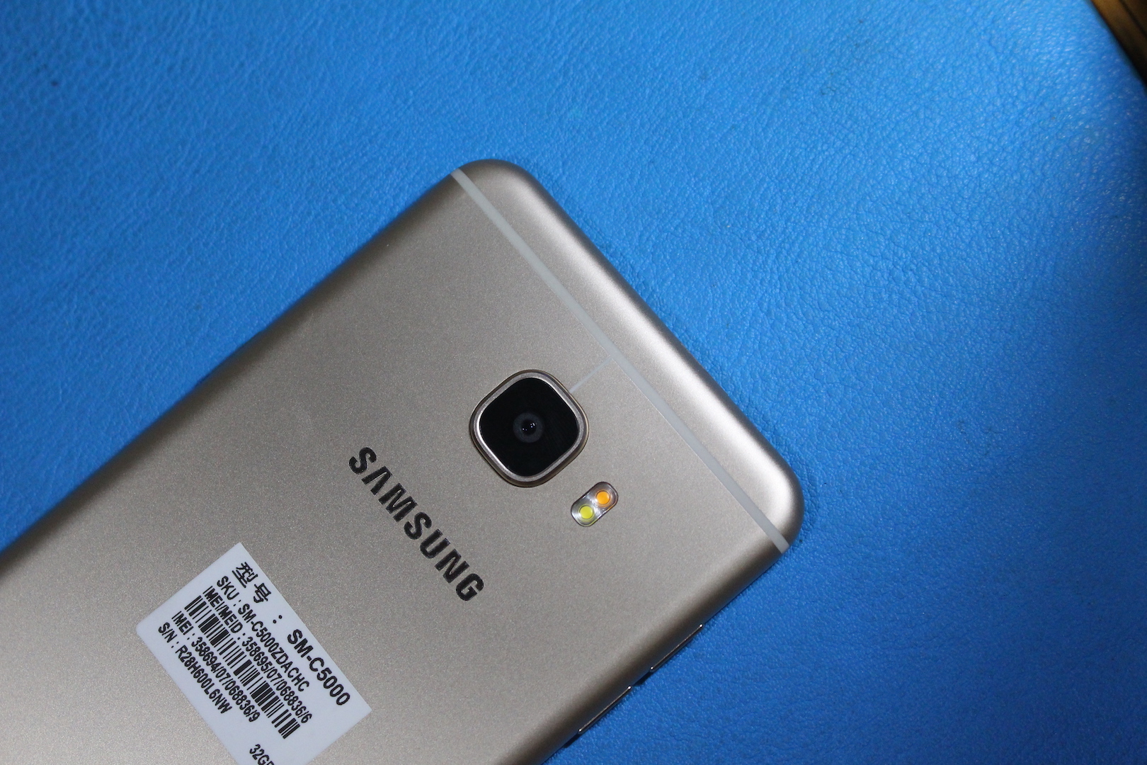 三星galaxyc5首发价,三星galaxyc5价格及参数配置