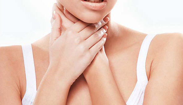 喉咙处有口臭是怎么回事,喉咙有异物感且伴有口臭