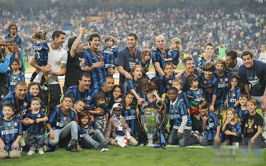 我只是来看场球，你打我干什么？