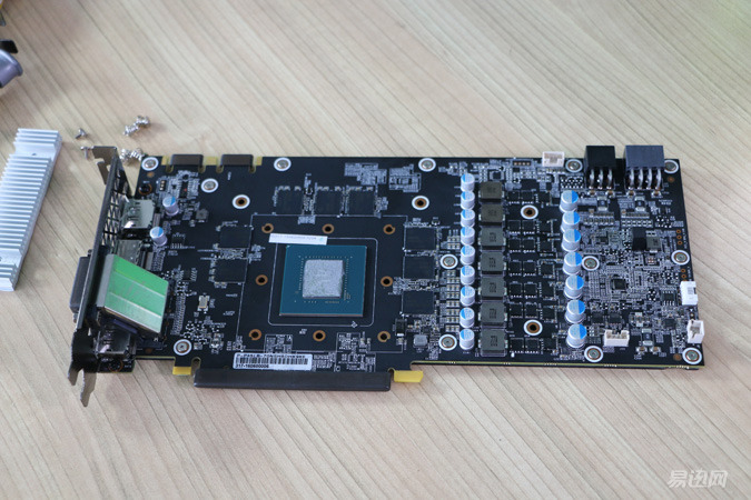 影驰1070轻松干掉了上一代旗舰！