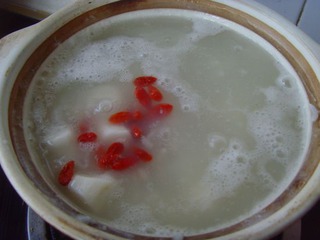 快！拿个大点的盆子，接住我的口水！