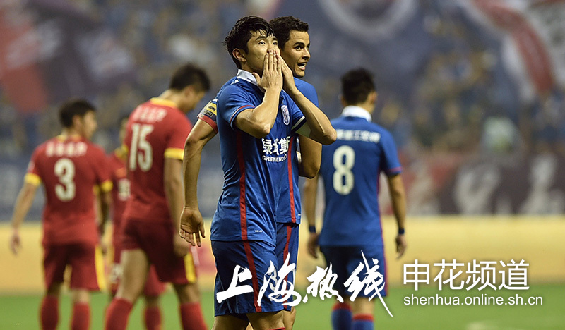 这一次是真的！李建滨收获首球跪地激情庆祝献飞吻送娇妻