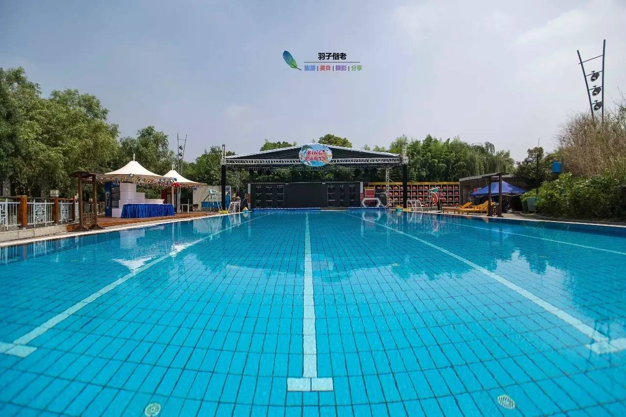 水世界冰雪嘉年华,水狂欢水世界多少钱