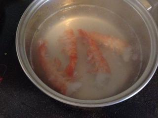 快！拿个大点的盆子，接住我的口水！