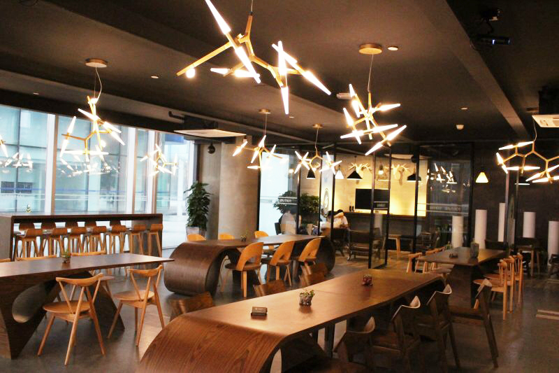 喝一杯几十块钱的咖啡就高人一等,喝一杯咖啡让你精神百倍