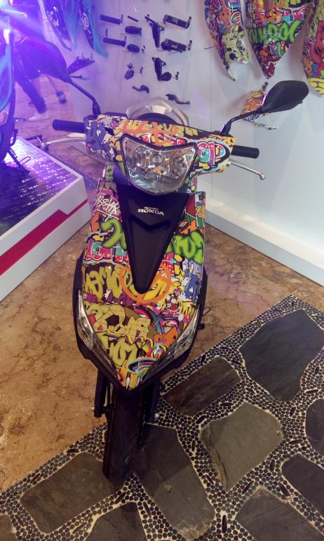 实在看不下去了，鬼马学生竟敢如此撩妹