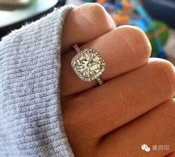 如何挑选一个好用的钻石,如何挑选一个好的钻石