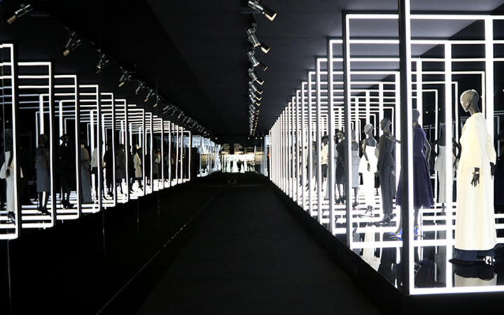 迪奥首尔购物,在首尔