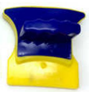 怎样才能让家里玻璃擦得干净,用玻璃刮清洗玻璃的妙招