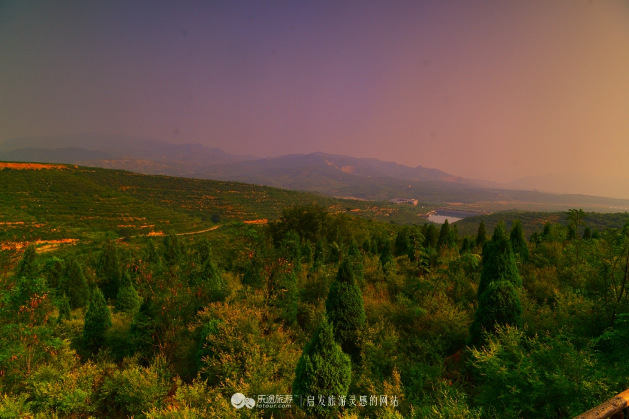 红石沟油菜花,红石沟秋景