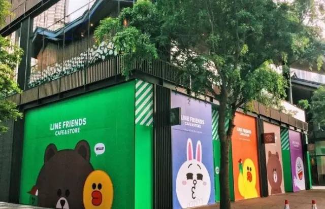 成都旗舰店为什么那么多,要逛就逛最大的zara