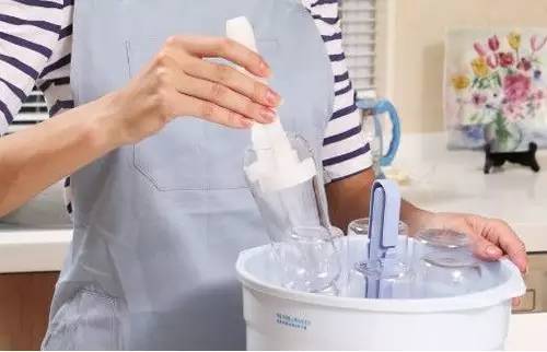 孩子腹泻怎么办教你一招,孩子腹泻怎么跟老师说