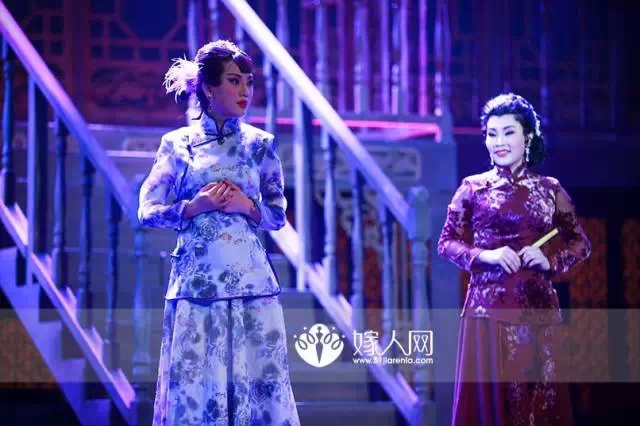 包头“凤祥楼”的女人们放点图给大家解解馋