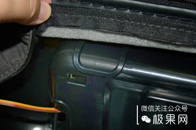 最适合自动行走的旅行箱,自动打开旅行箱