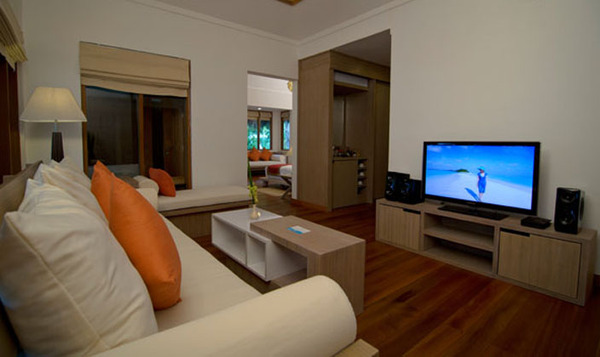 美佳航空的飞机,马代库拉玛蒂kuramathi价格