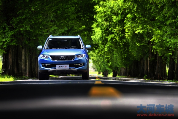 这么些年苦苦追寻的“人车合一”，终于在这款车上找到了