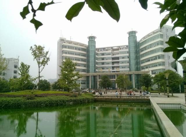 长沙校园游玩推荐,长沙旅游最好的大学攻略