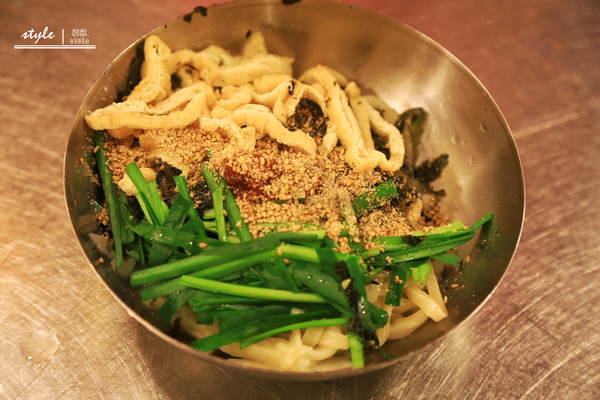 来首尔必买的东西,来韩国首尔这些店一定要逛