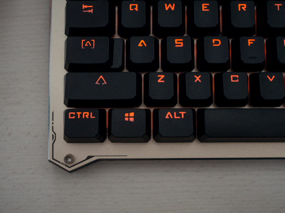 血手幽灵b840机械键盘,血手幽灵a90深度评测