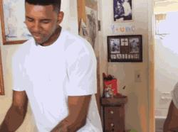 多年不见的老同学问我借钱怎么办,多年未见的老同学一开口就是借钱