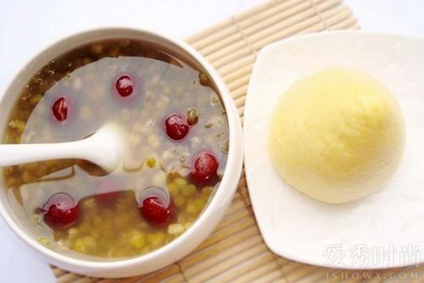 中暑了吃什么缓解最有效,中暑怎么办中暑的治疗方法有哪些