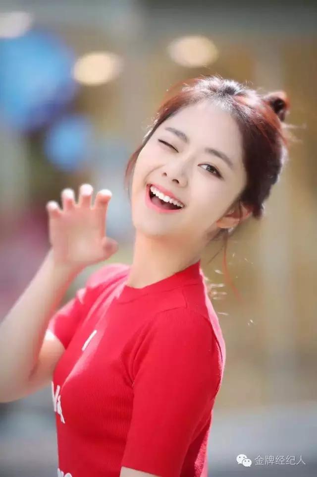 谭松韵耿耿可爱混剪,谭松韵最好的我们耿耿