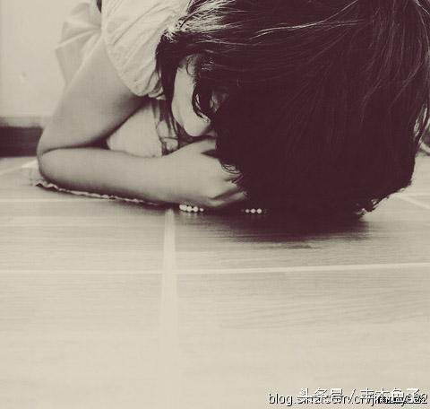 女友要分手男友以死相逼不愿分手,女友以死相逼不分手