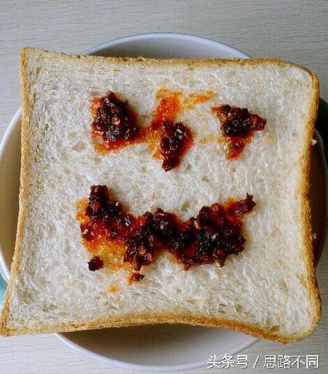 别人家的孩子好系列：你在等代购零食，老干妈已经去赚外国人的钱