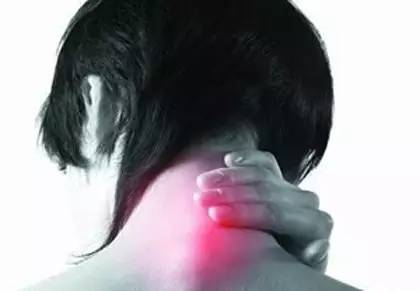 高手在民间,教您一招搞定颈椎病!