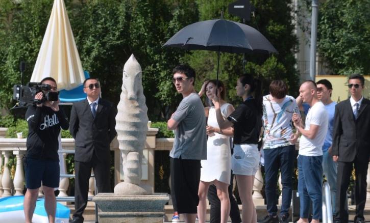 全新凯美瑞到底有多牛,16款凯美瑞升级最新款