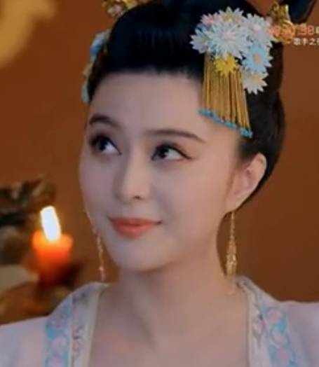 杨洋口红完整视频,杨洋色口红试色