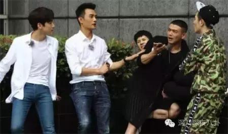 一个韩国出道的香港boy，为什么可以赢尽所有大咖的喜爱