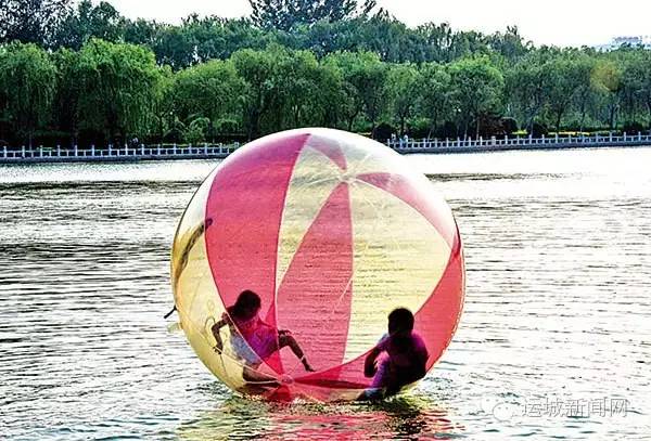 警示孩子不要玩水的视频,警告小朋友不能玩水的视频