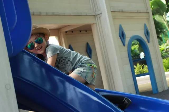 迪士尼好莱坞酒店门口有海边么,迪士尼好莱坞酒店要门票吗