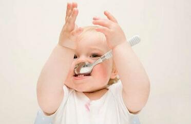 宝宝缺锌吃什么补锌,母乳宝宝缺锌可以通过妈妈补锌吗