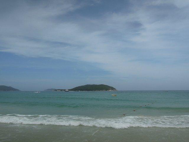 三亚天海一色演唱会,三亚亚龙湾一线海景复式