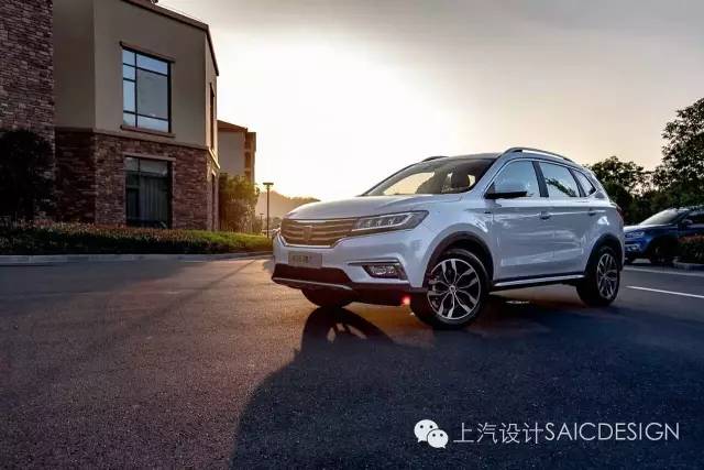 荣威2016rx5互联网自动版,荣威全新rx5模型