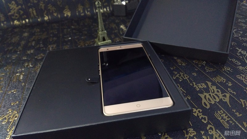 中兴v7max值得入手吗,中兴v716续航