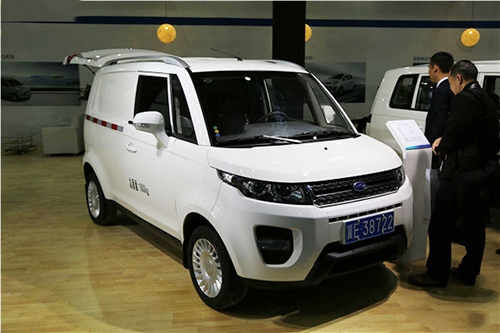 御捷330油电两用低速电动车多少钱,御捷低速电动车a260市场价格