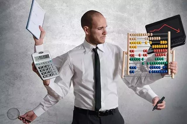 钟点工好还是住家的好,钟点工一般是长期还是短期