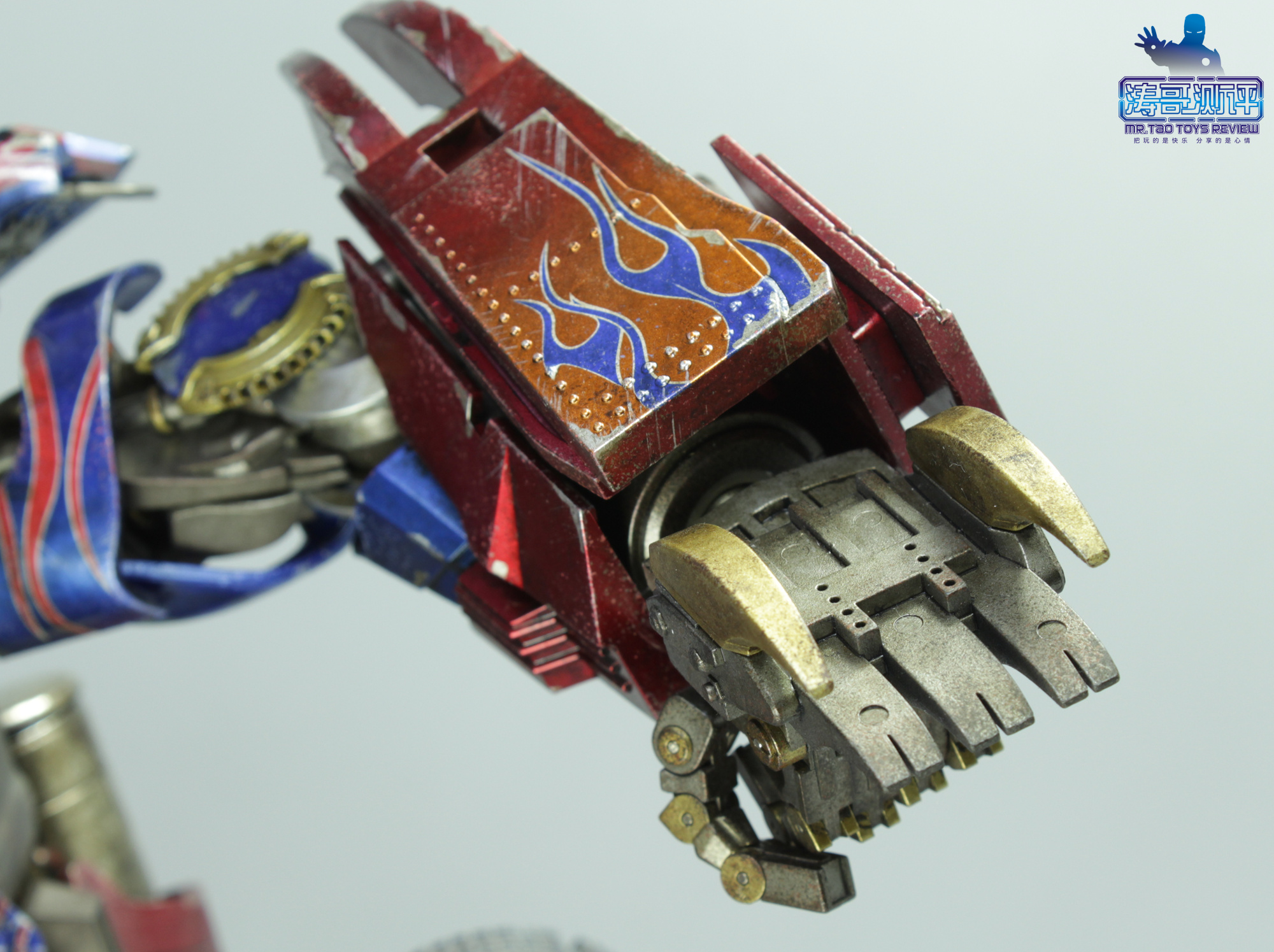 涛哥测评变形金刚3a,国产变形金刚3u级飞翼擎天柱
