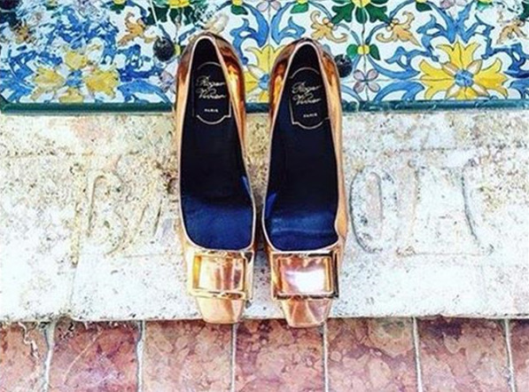 rogervivier方扣单鞋,rogervivier方扣鞋各款式