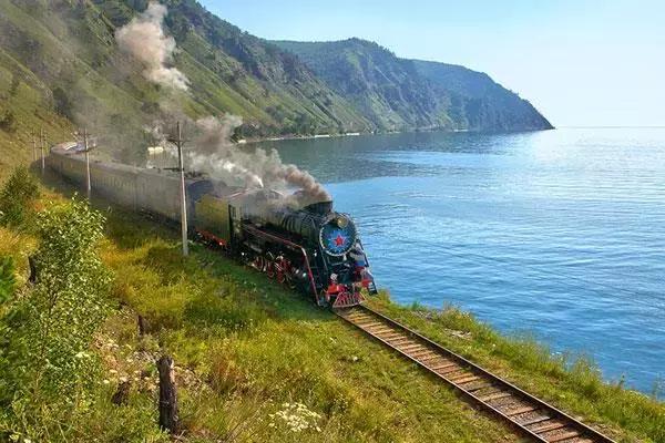 比东南亚划算还免签,只要1W,就能到俄国最美的贝加尔湖!