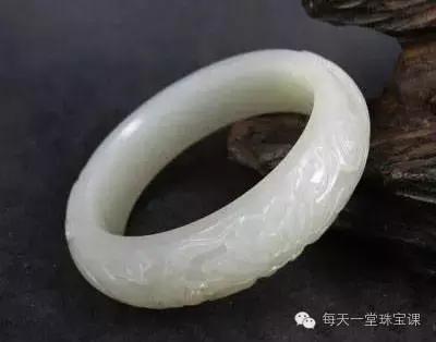 几百块钱的羊脂白玉,几百块钱的羊脂玉是真的吗