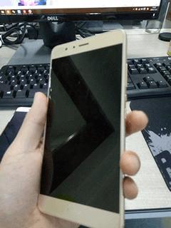 还在桌面费劲找手电筒开关?乐视努比亚华为这么设置轻松搞定