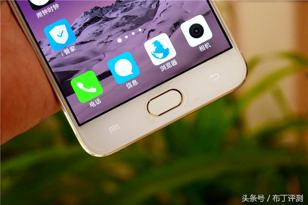 vivox71600万柔光双摄,vivox7拍照效果