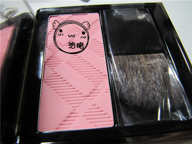 巴宝莉burberry经典,burberry彩妆十大必买经典单品